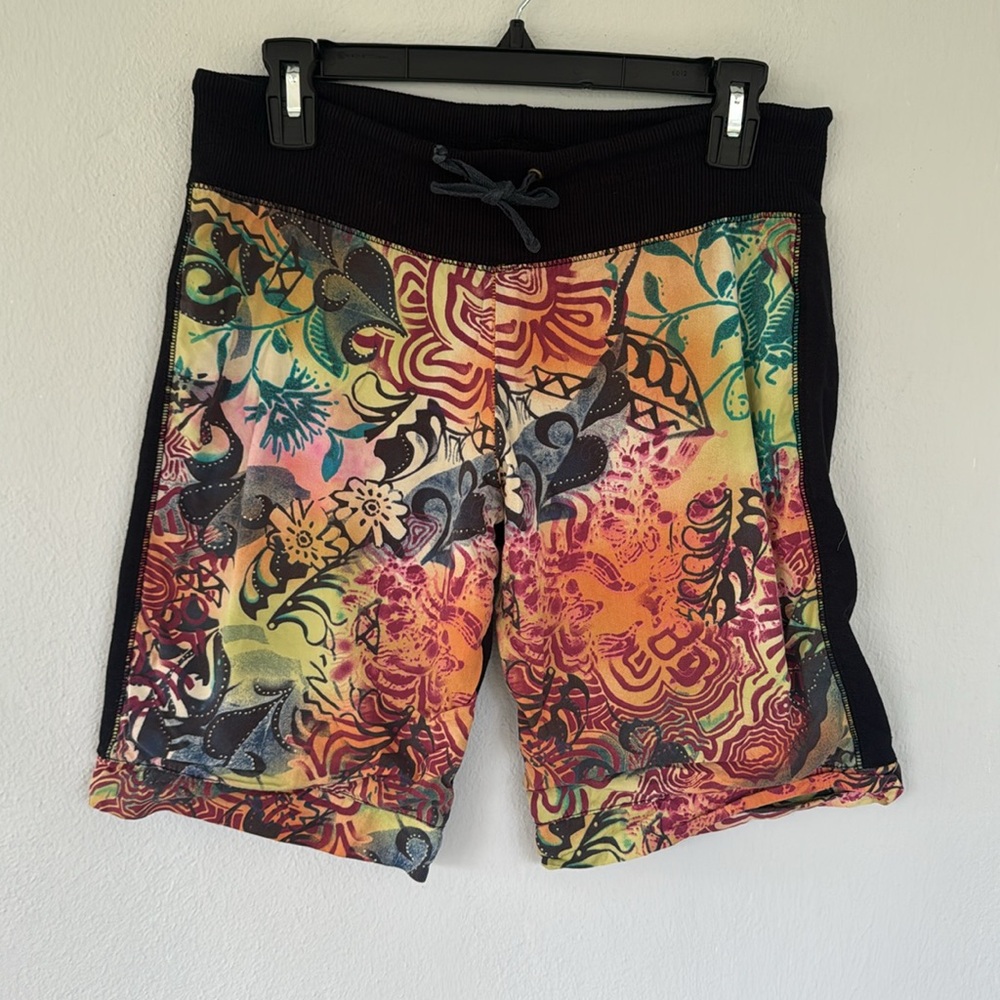 Nilla Shields colorful rainbow floral cotton drawstring Bermuda shorts small - Picture 3 of 10